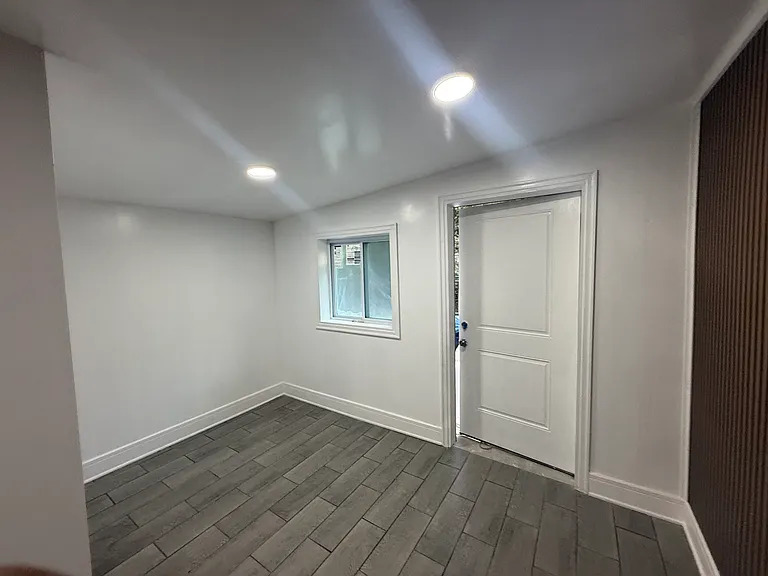 961 Eastside Dr SE — Photo 13