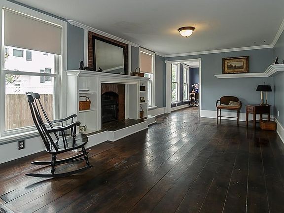 5th image of 73 Mentor Ave