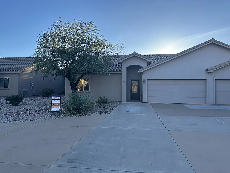 376 N 2480 W