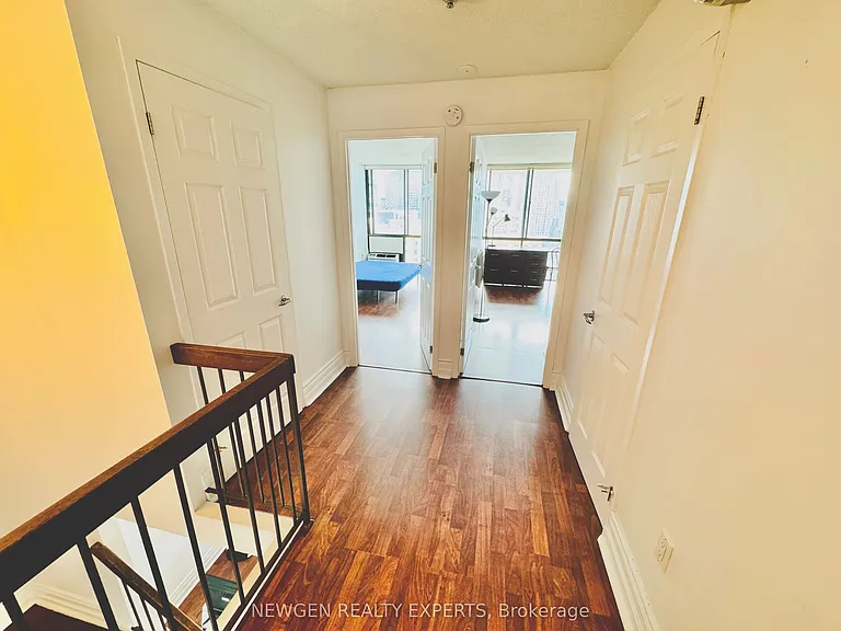86 Gerrard St E #14F — Photo 9