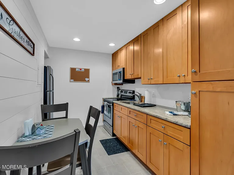 1605 Grand Central Ave #2 — Photo 7