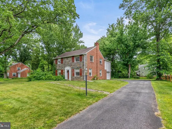 402 Hawthorne Rd, Wallingford, PA 19086
