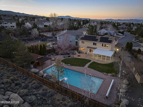 5th image of 409 Solitude Ct