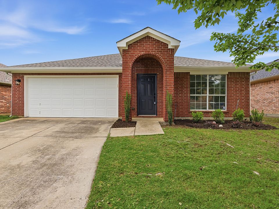 1st image of 2051 Sunny Side Dr