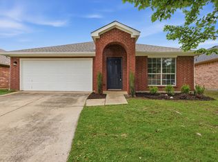 2051 Sunny Side Dr, Little Elm, TX 75068