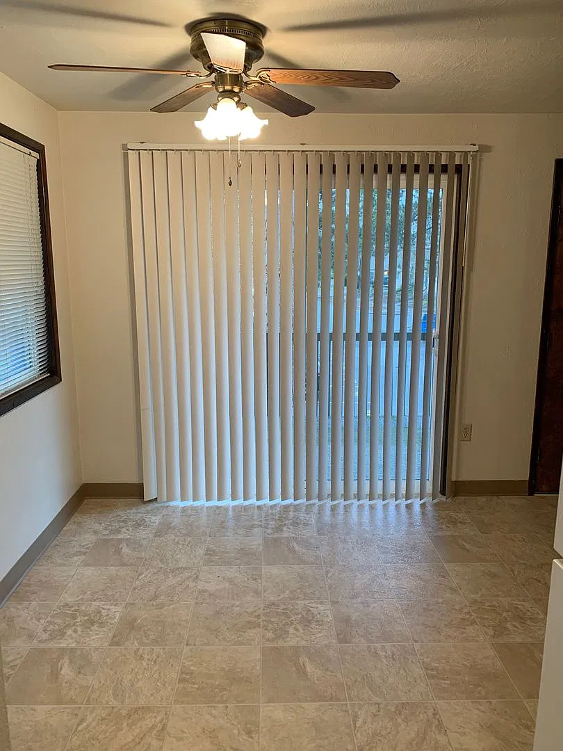 166-Gerth Apartments — Photo 4