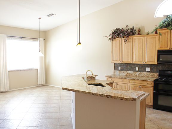 5th image of 8821 W Palmaire Ave