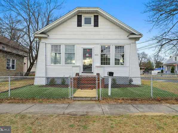 840 June Rd, Pennsauken, NJ 08110