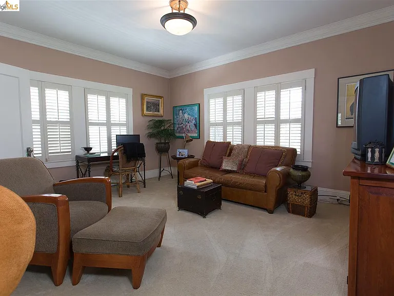 16 Craig Ave — Photo 17