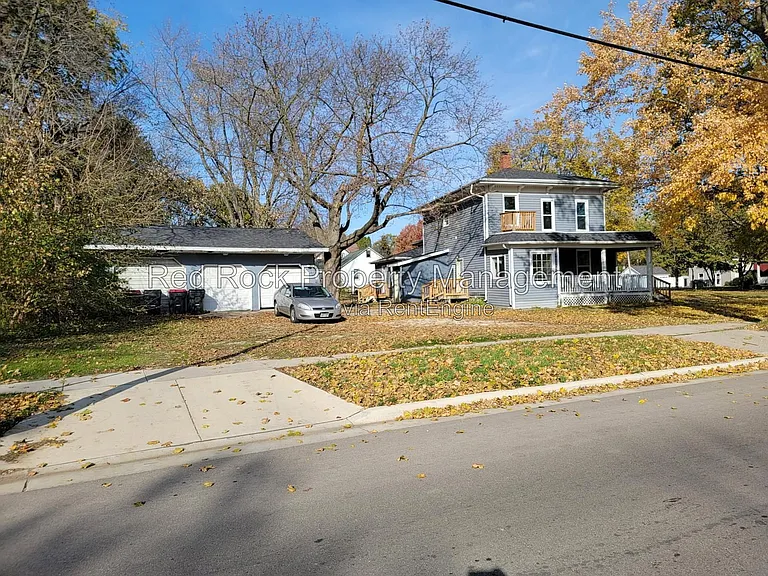 400 Milwaukee St — Photo 2