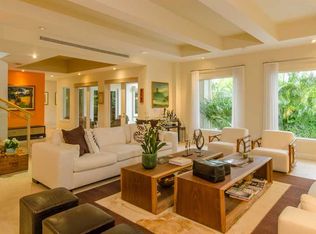 545 Hampton Ln, Key Biscayne, FL 33149