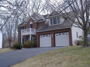 2211 Autumn Wood Dr, Huntingdon, PA 16652