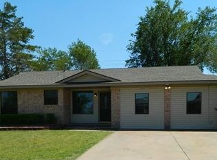 4616 NW Lincoln Ave, Lawton, OK 73505