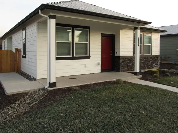 512 NE Union Loop, Prineville, OR 97754