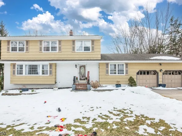 19 Mcneile Dr, Parsippany-Troy Hills Twp., NJ 07054