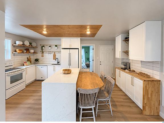 5th image of 1006 3rd Street