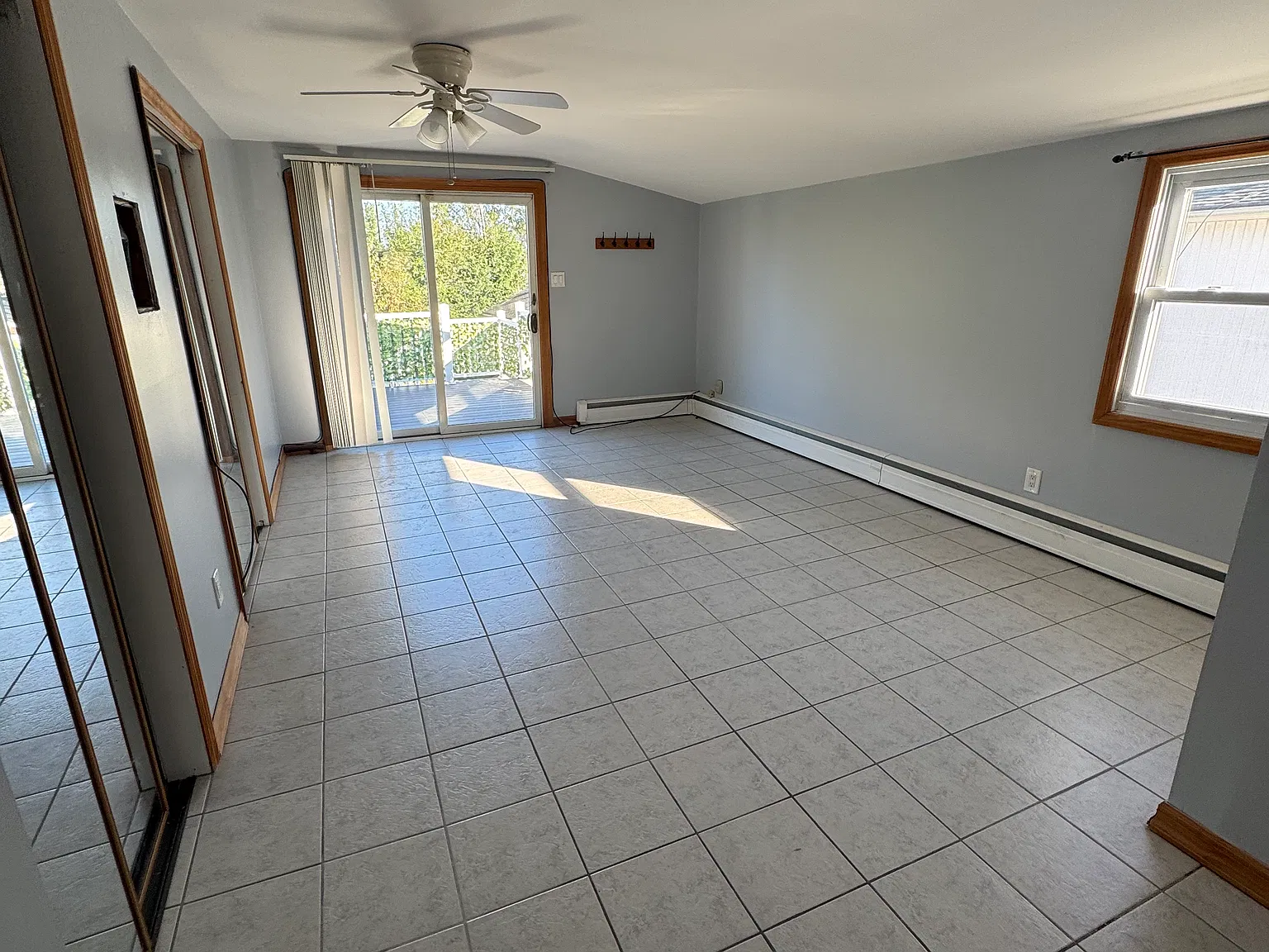 2 bed, 700 sqft, $3,400 — Photo 4