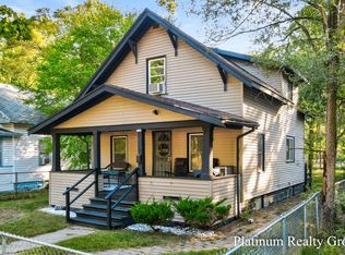 2124 Jefferson St, Muskegon Heights, MI 49444