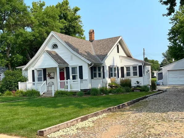 304 W 6th St, Osmond, NE 68765