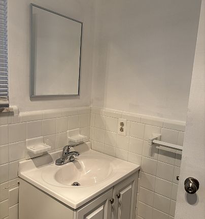 3rd image of 22000 Beck Rd #2