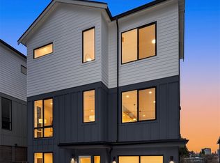 4406 1st Avenue NE, Seattle, WA