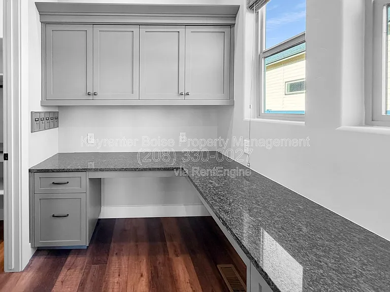 8368 W Sparks Lake Dr — Photo 10