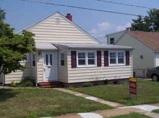 3 Thelm Rd, New Castle, DE 19720