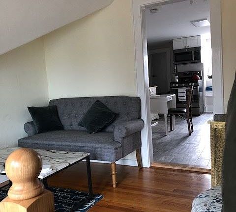 2nd image of 50 Wildey St APT 5