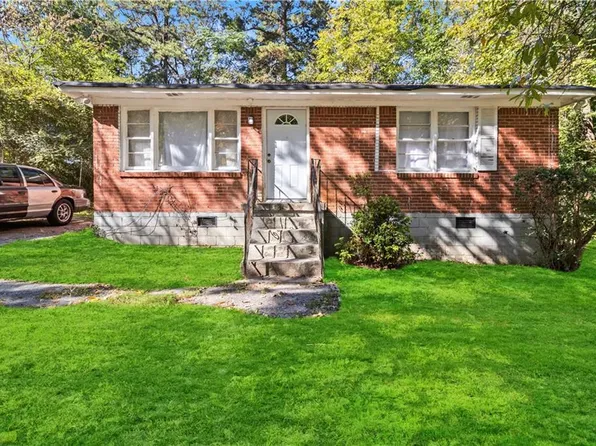 5147 Ellen St, Forest Park, GA 30297
