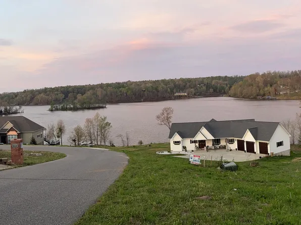 68 Kelsey Joe Ln, Eddyville, KY 42038