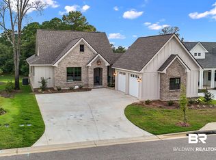 309 Iris Ct, Fairhope, AL 36532
