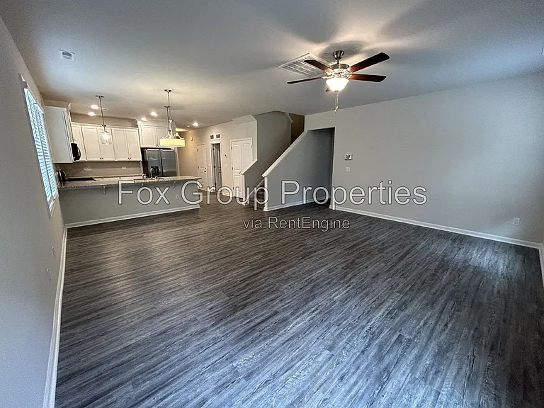 8236 McCormick St — Photo 8