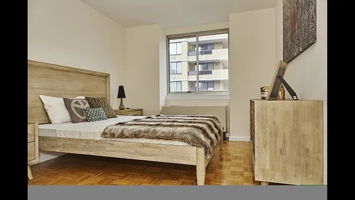Rented by Park River | media 15