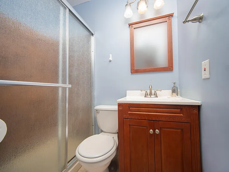 F6 Coakley Bay Est #EB — Photo 17