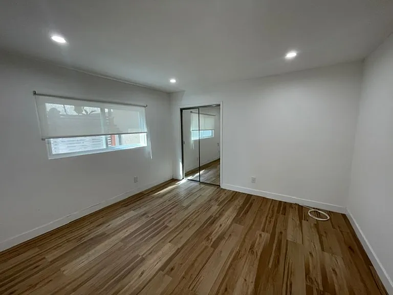 2216 Highland Ave — Photo 10