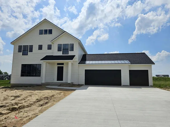 8291 Bauerridge Ave, Jenison, MI 49428