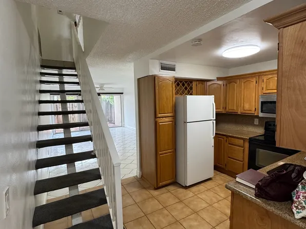 15385 S Dixie Hwy APT 12, Palmetto Bay, FL 33157