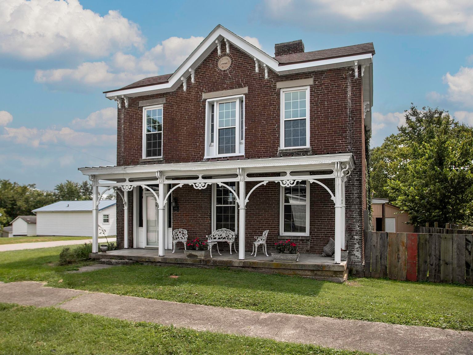 608 Vimont St, Paris, KY 40361 MLS 23016420 Zillow