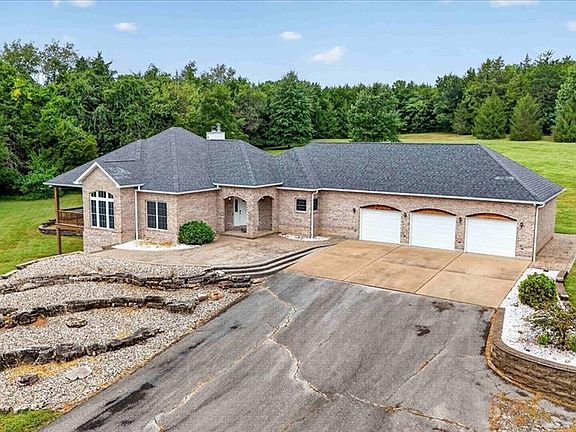 2nd image of 2389 Desloge Estates Dr