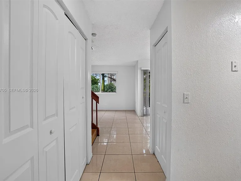 6225 Kendale Lakes Cir #253 — Photo 3