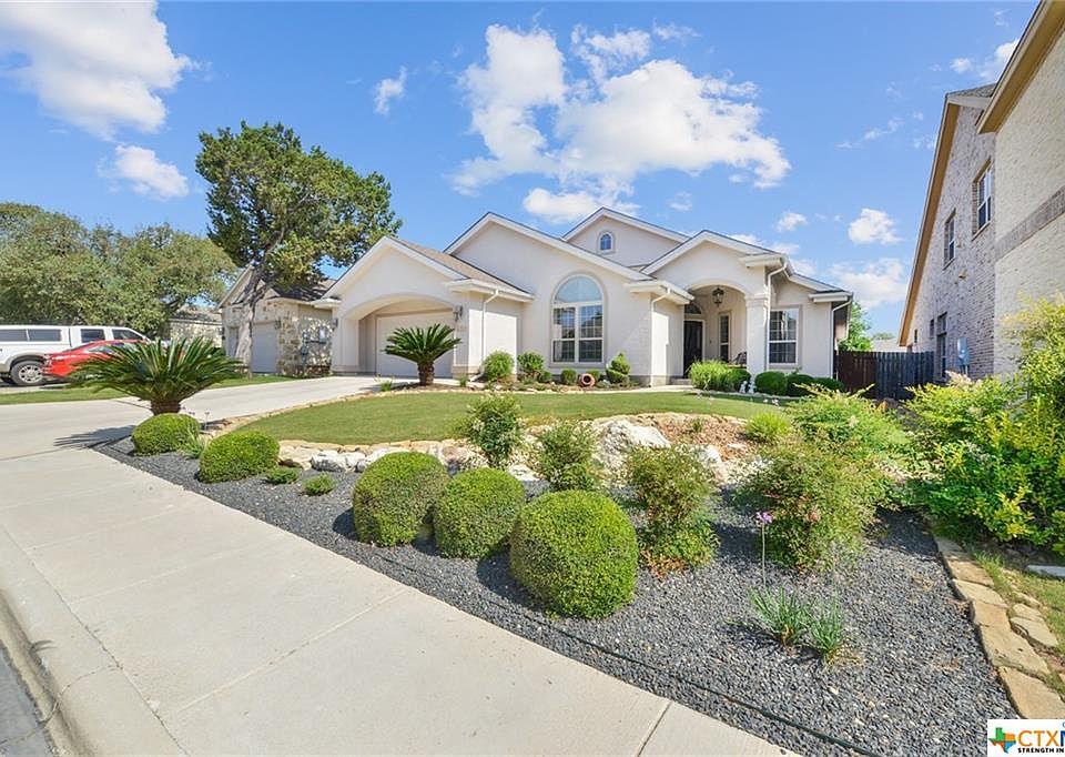 1st image of 2638 Fairwood Dr