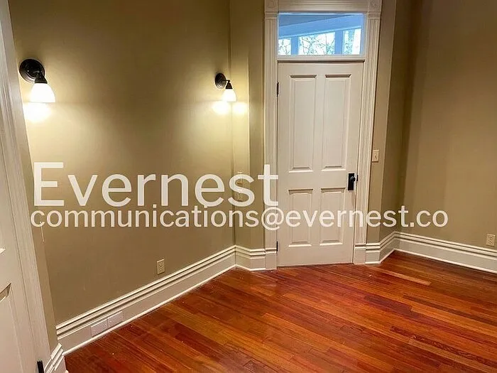 112 Hanford St #A — Photo 5