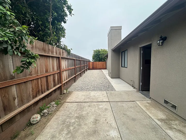 547 De Leon Dr — Photo 36