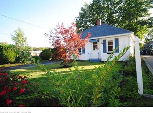 10 Hutchins St, Saco, ME 04072