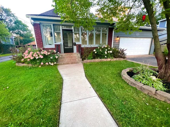 227 N Michigan Ave, Hobart, IN 46342