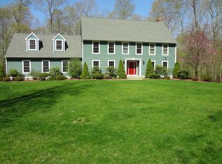 236 Kearney Rd, Pomfret Center, CT 06259
