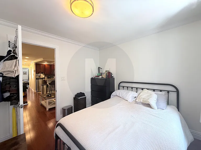 1061 1st Ave #5 — Photo 6