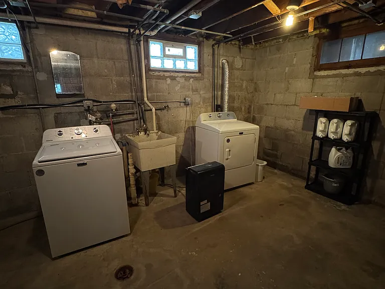 1510 Summit Ave #B — Photo 11
