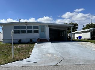 8422 SE Skylark Ave, Hobe Sound, FL 33455