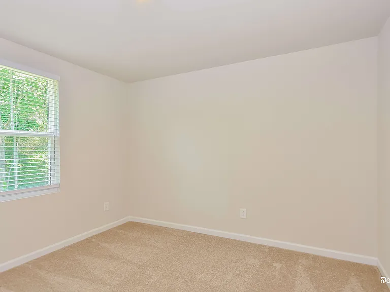 3232 Haskell Ln — Photo 14
